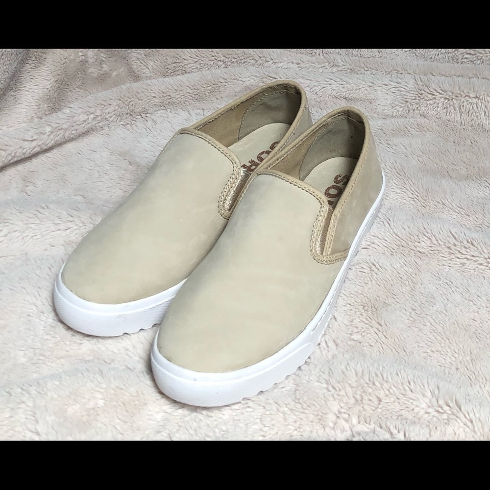 Sorel Slip-On Sneakers in Light Tan with White Soles